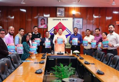 मुख्यमंत्री धामी ने ‘प्रयास बेहतर कल के लिए’ स्मारिका का किया विमोचन