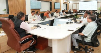 मुख्य सचिव आनन्द बर्द्धन की अध्यक्षता में हुई वन संसाधन प्रबंधन समिति की बैठक