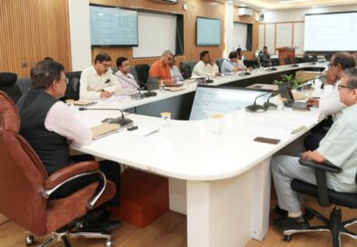 मुख्य सचिव आनन्द बर्द्धन की अध्यक्षता में हुई वन संसाधन प्रबंधन समिति की बैठक