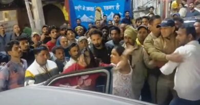 मसूरी में मॉल रोड बनी अखाड़ा, दिल्ली के दंपत्ति और लोकल दंपत्ति के बीच जमकर चले लात घूंसे