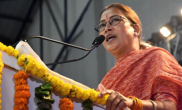 आइस हॉकी मैच सहित विभिन्न खेल गतिविधियों का आयोजन हुआ, जिसमें खिलाड़ियों ने शानदार प्रदर्शन किया
