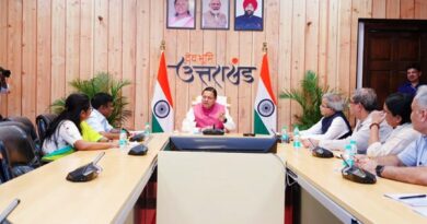मुख्यमंत्री धामी से रेलवे बोर्ड के चेयरमैन सतीश कुमार के नेतृत्व में एक प्रतिनिधिमंडल ने की भेंट