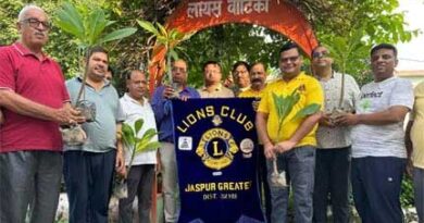 लॉयन्स क्लब जसपुर ग्रेटर ने किया पौधरोपण