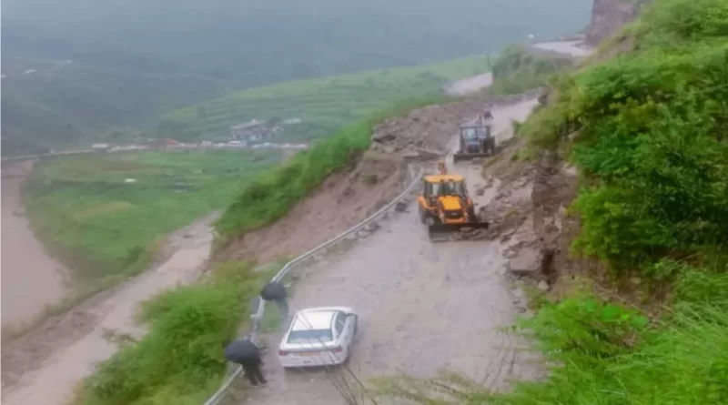 कुमाऊं मंडल में बारिश के कारण हो रहे लैंडस्लाइड