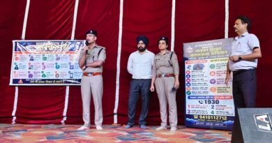 हल्द्वानी : एसएसपी मंजुनाथ टीसी की पहल पर रामलीला के मंच से साइबर सुरक्षा का संदेश
