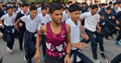 एड्स जागरूकता को लेकर देहरादून में हुआ ‘रेड रन’ मैराथन का आयोजन