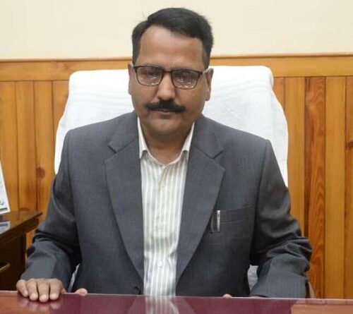हल्द्वानी : झोलाछाप नीम-हकीमों,डॉक्टरों और अवैध क्लीनिकों पर होगी कड़ी कार्रवाई : डीएम